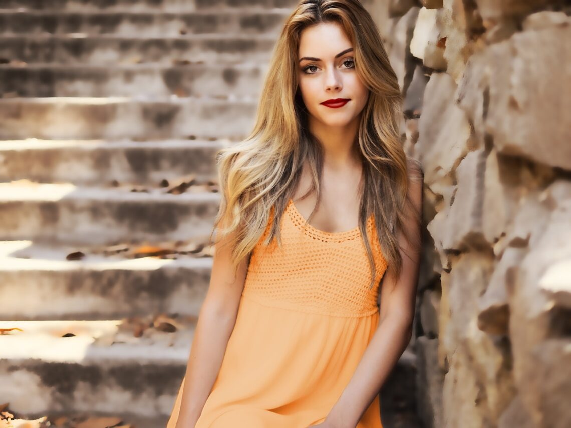 pomarańczowa sukienka młodzieżowa